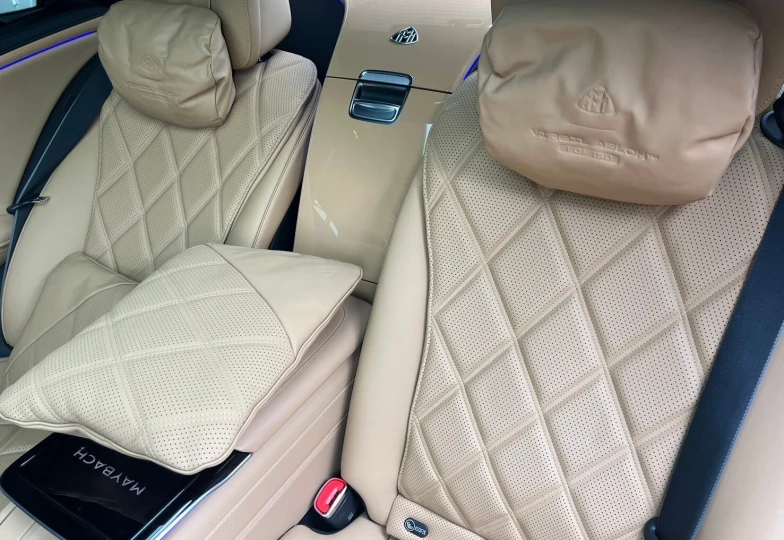 Mercedes S class Бежевый
