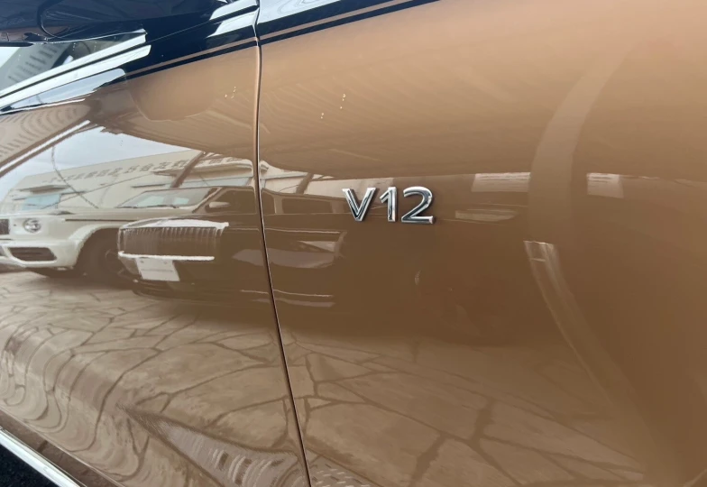 Mercedes S class Бежевый