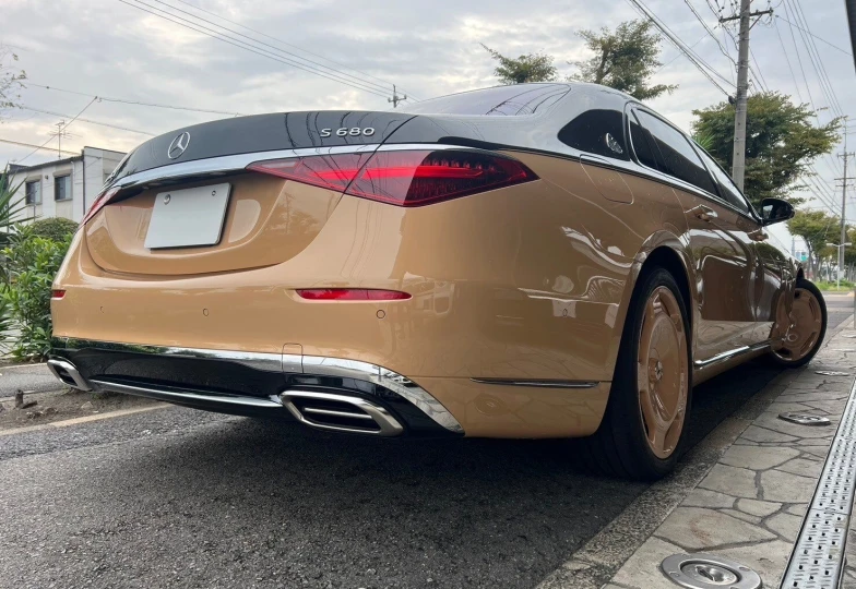 Mercedes S class Бежевый