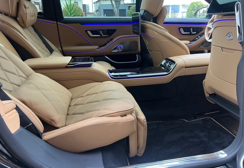Mercedes S class Бежевый