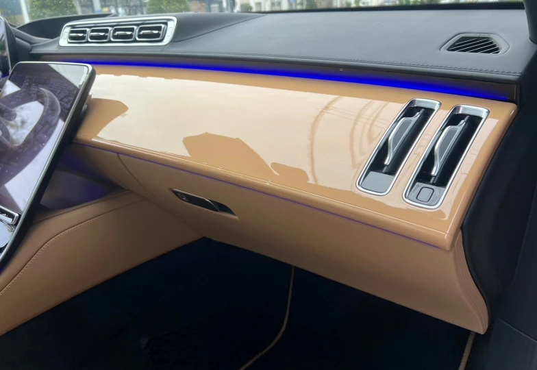 Mercedes S class Бежевый