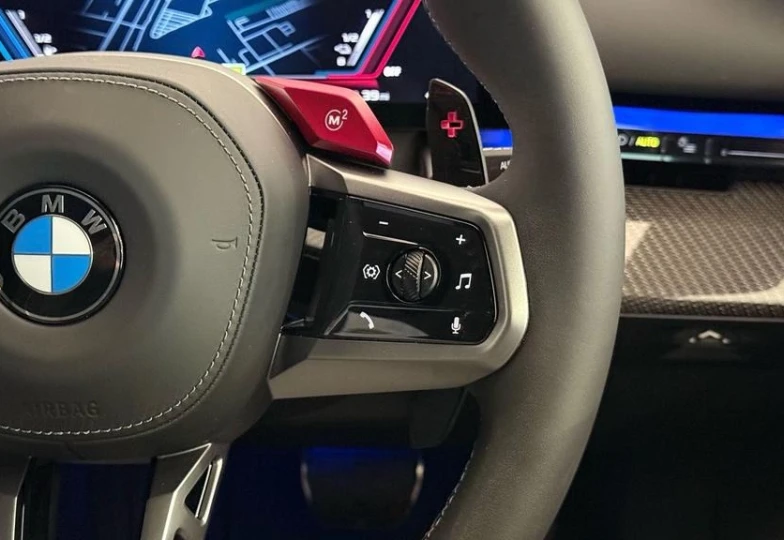 BMW M5 Бирюзовый