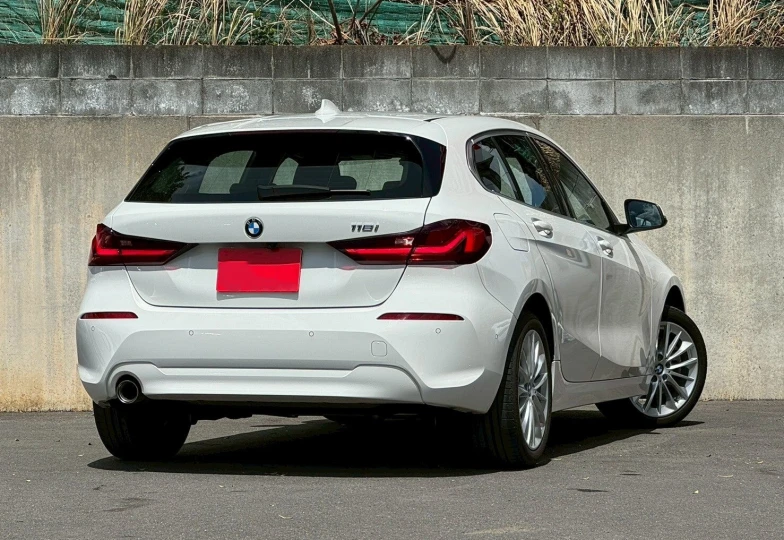BMW 1 series Белый