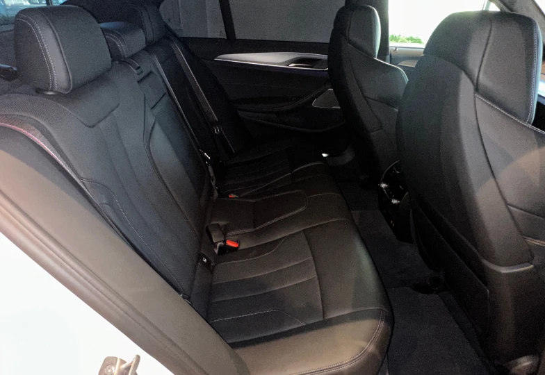 BMW M5 Белый