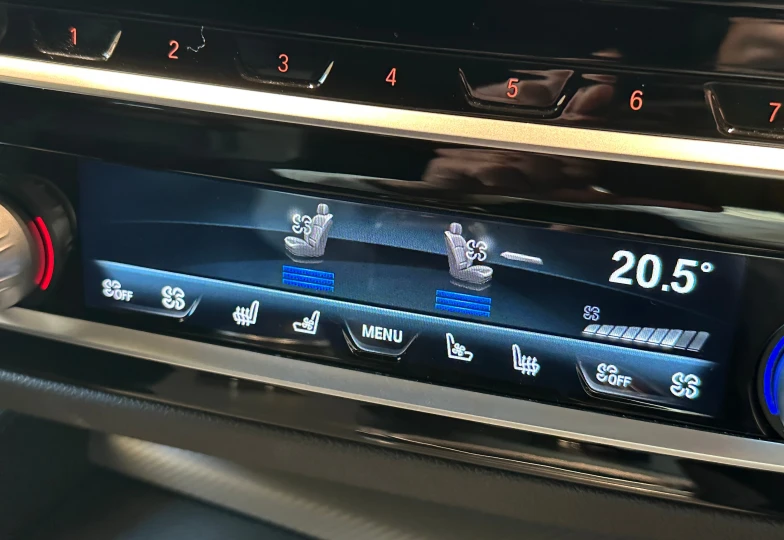 BMW M5 Белый
