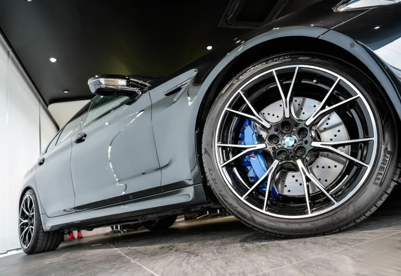 BMW M5 Черный