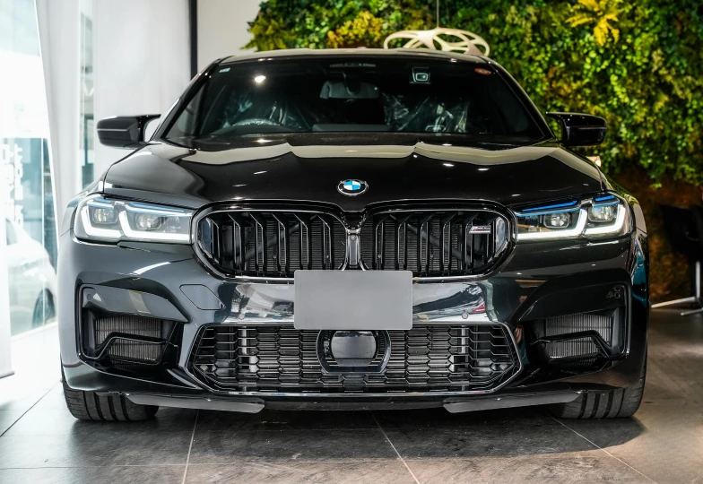 BMW M5 Черный