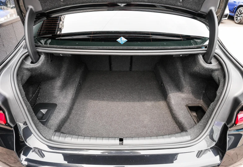 BMW M5 Черный