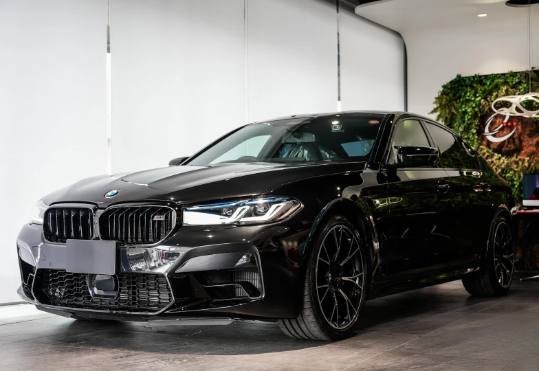 BMW M5 Черный