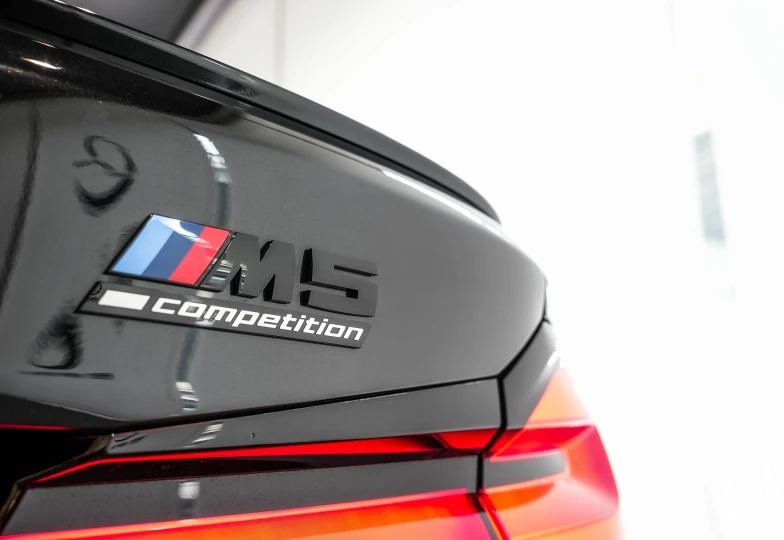 BMW M5 Черный
