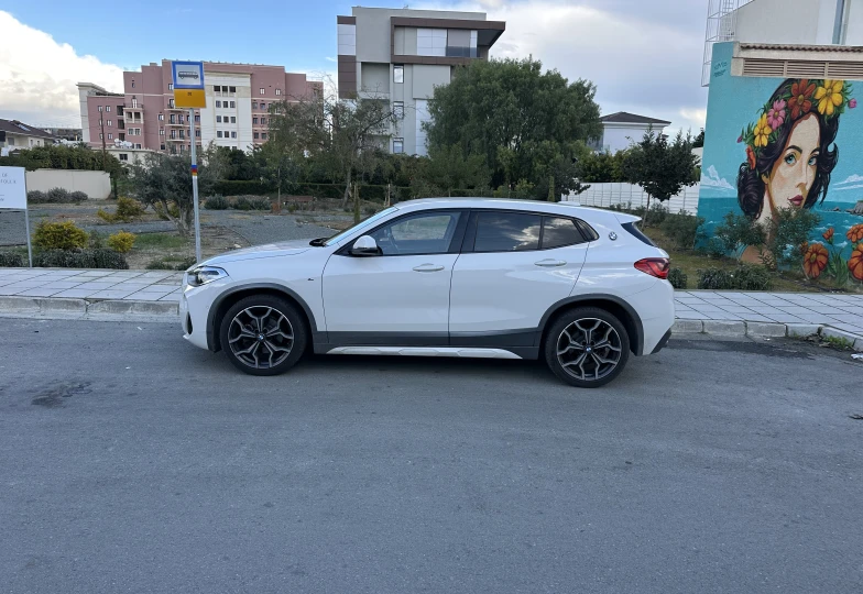 BMW X2 White