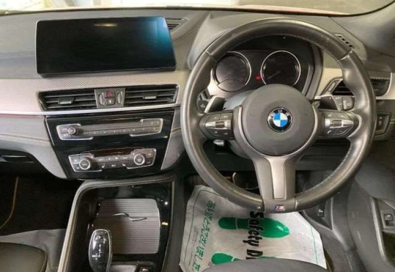 BMW X2 Оранжевый
