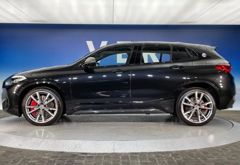 BMW X2 Black