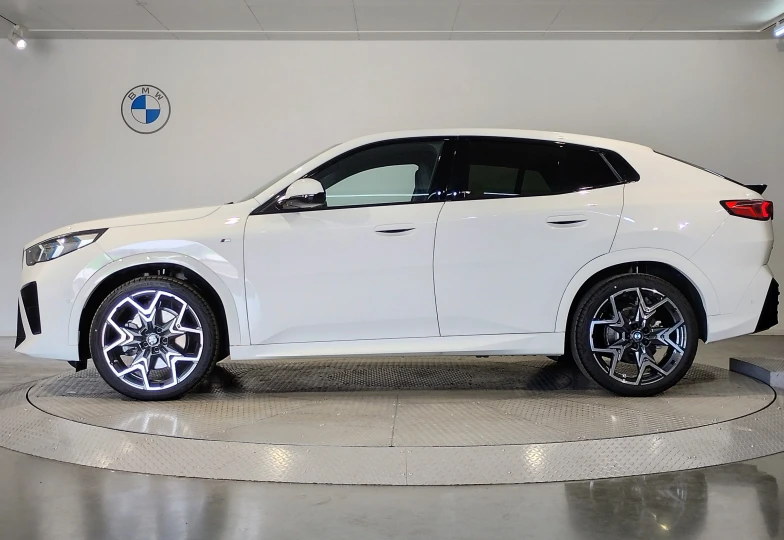 BMW X2 Белый