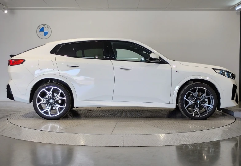 BMW X2 Белый