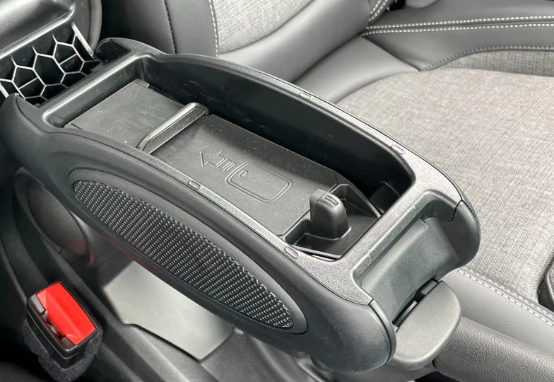 Mini Hatch Белый