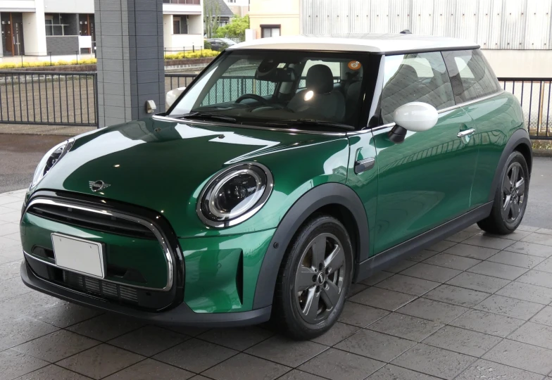 Mini Hatch Зеленый
