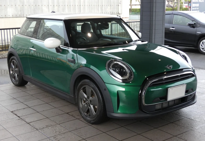 Mini Hatch Зеленый