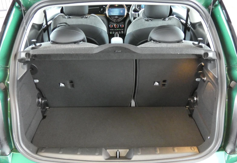 Mini Hatch Зеленый