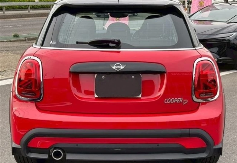 Mini Hatch Красный