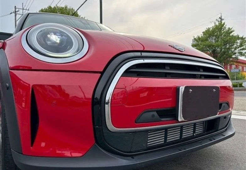 Mini Hatch Красный