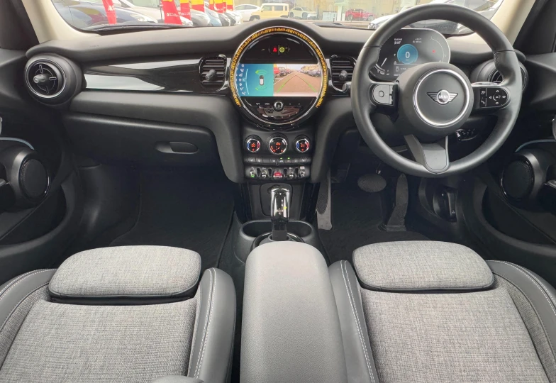 Mini Hatch Grey