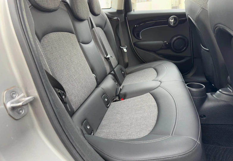 Mini Hatch Grey