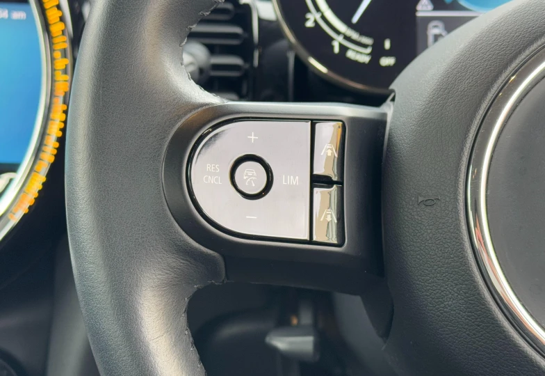 Mini Hatch Grey