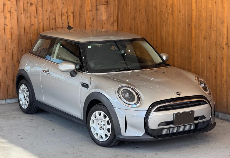 Mini Hatch Серый