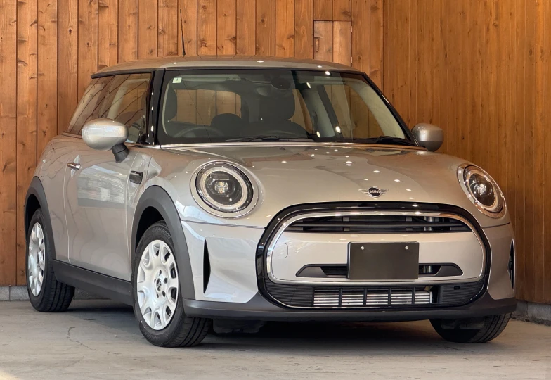 Mini Hatch Серый