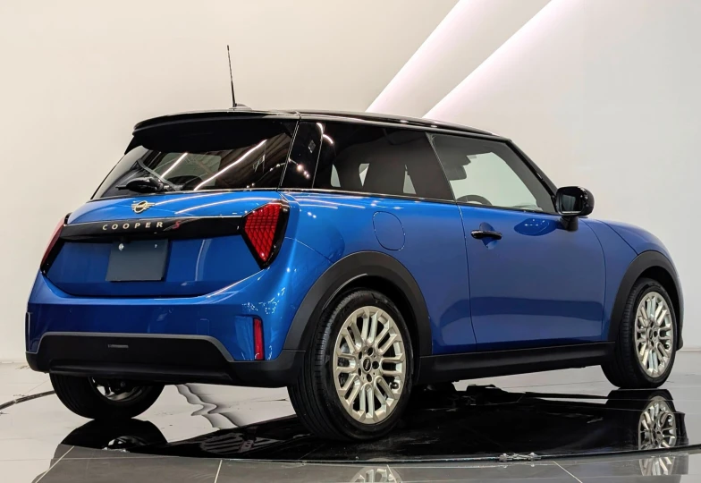 Mini Hatch Синий