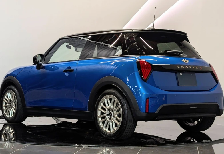 Mini Hatch Синий