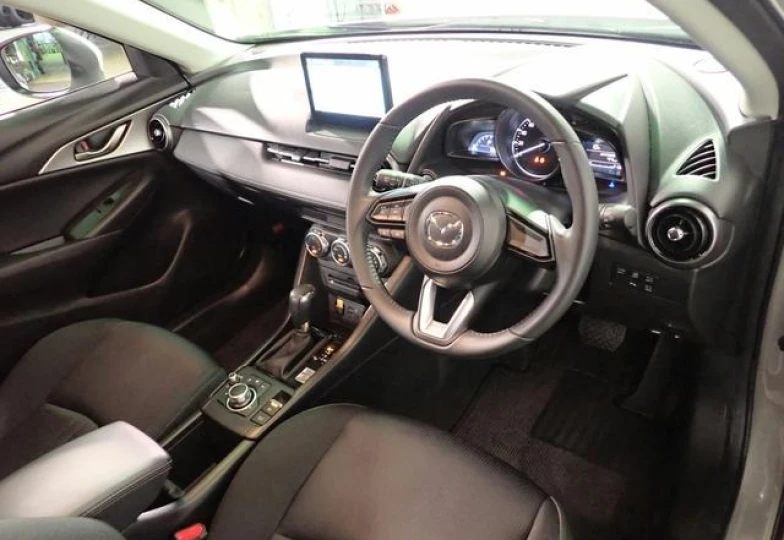 Mazda CX-3 Бежевый