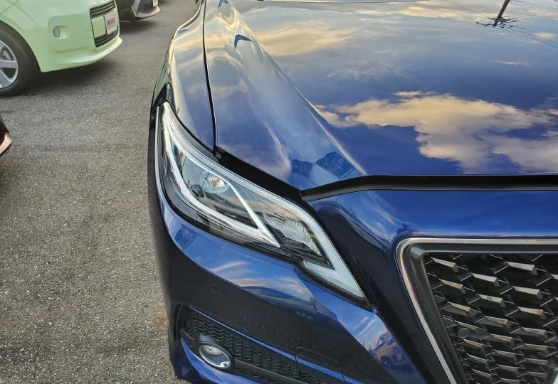 Toyota Crown Синий