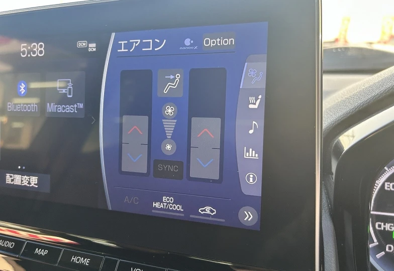 Toyota Crown Белый
