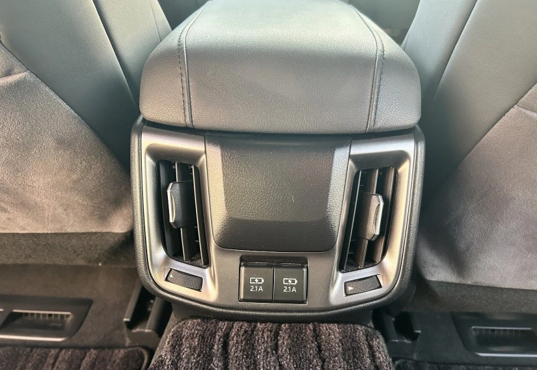 Toyota Crown Белый