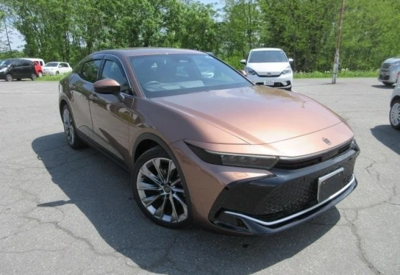 Toyota Crown Коричневый