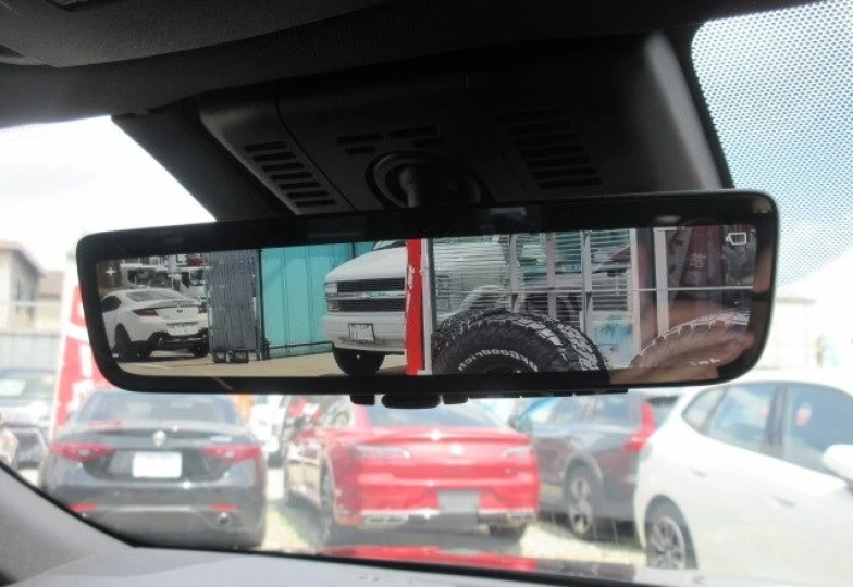 Toyota Crown Черный