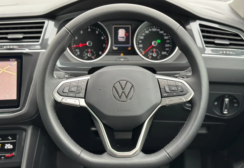 Volkswagen Tiguan Белый