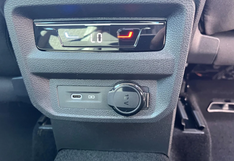 Volkswagen Tiguan White