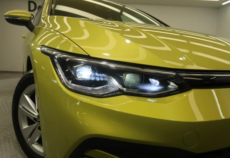 Volkswagen Golf Yellow