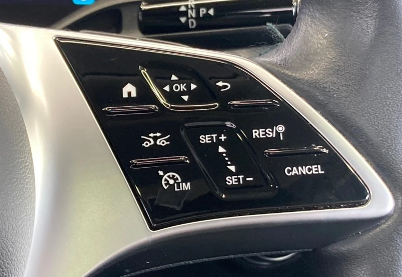 Mercedes C-class Белый