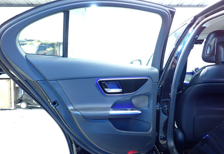 Mercedes C-class Черный