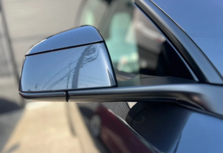 Tesla Model Y Черный
