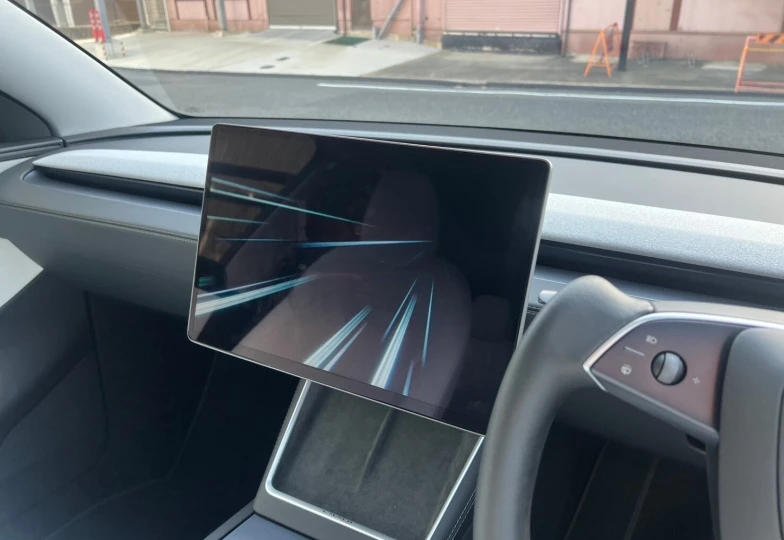 Tesla Model Y Черный