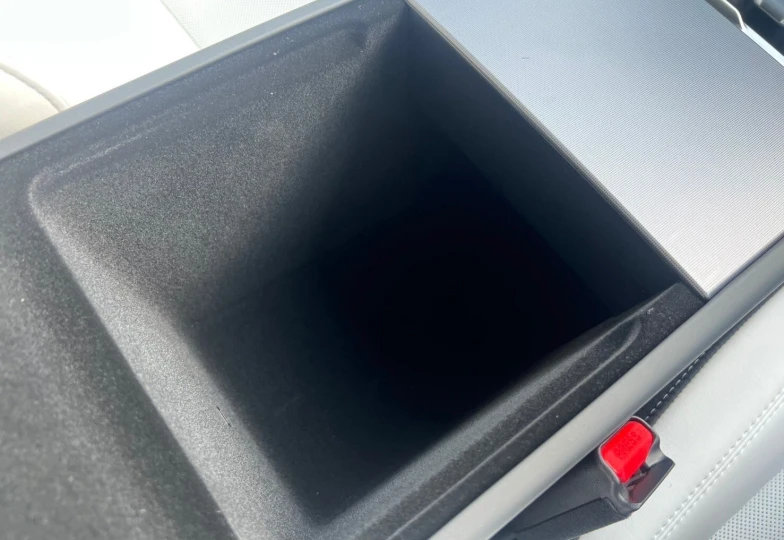 Tesla Model Y Черный