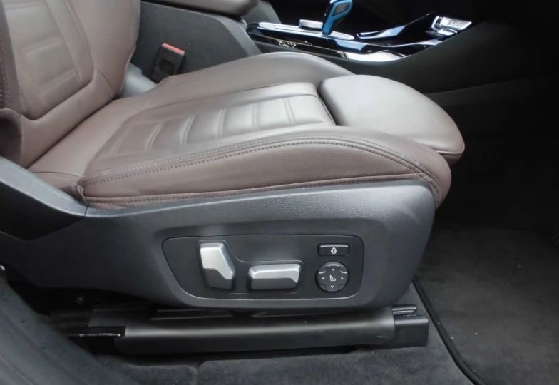 BMW iX3 Белый