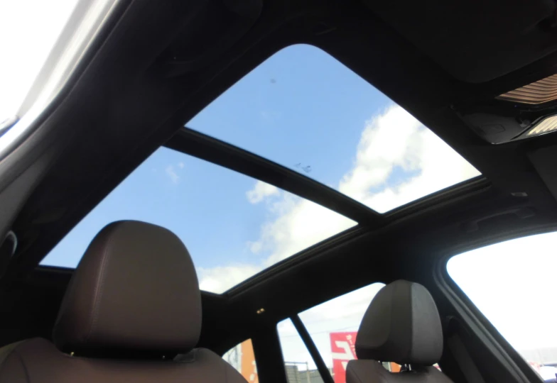 BMW iX3 Белый