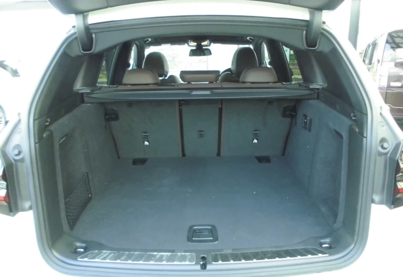 BMW iX3 Белый