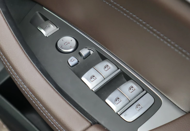 BMW iX3 Черный